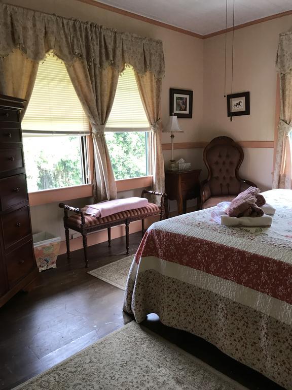 Maureen'S Bed And Breakfast Хіло Екстер'єр фото